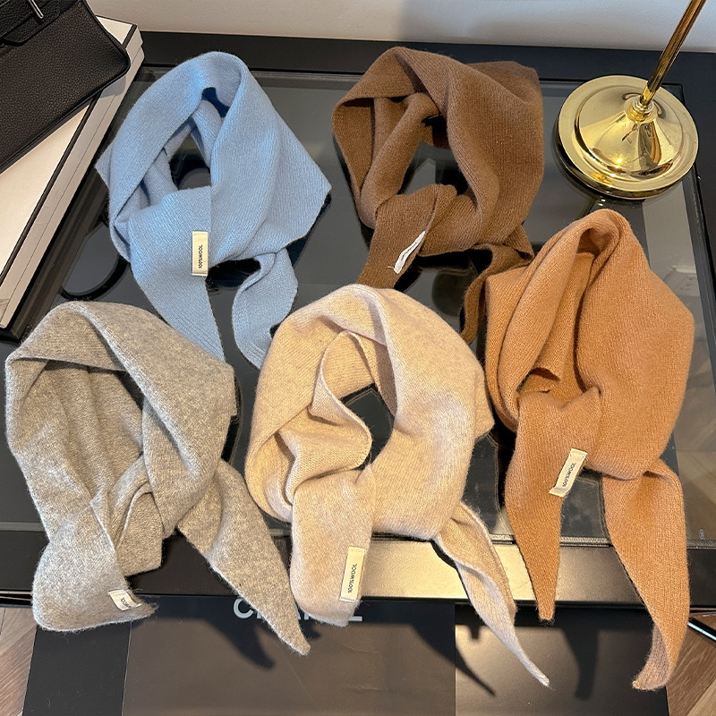Sciarpa triangolare lavorata a - Shawl Wrap Winter recensione e prezzo